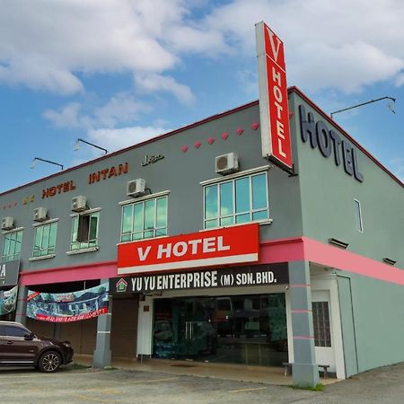 V Hotel Teluk Intan Exteriér fotografie